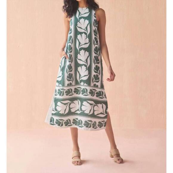 OMIKA Dresses & Skirts - NEW OMIKA gwenn palm maggie midi dress in green